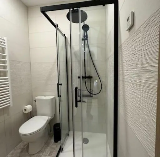 Apartment Meridien, Avec Terrasse, 8 Min A Pieds Du Centre Ville, Classe 3 Etoiles